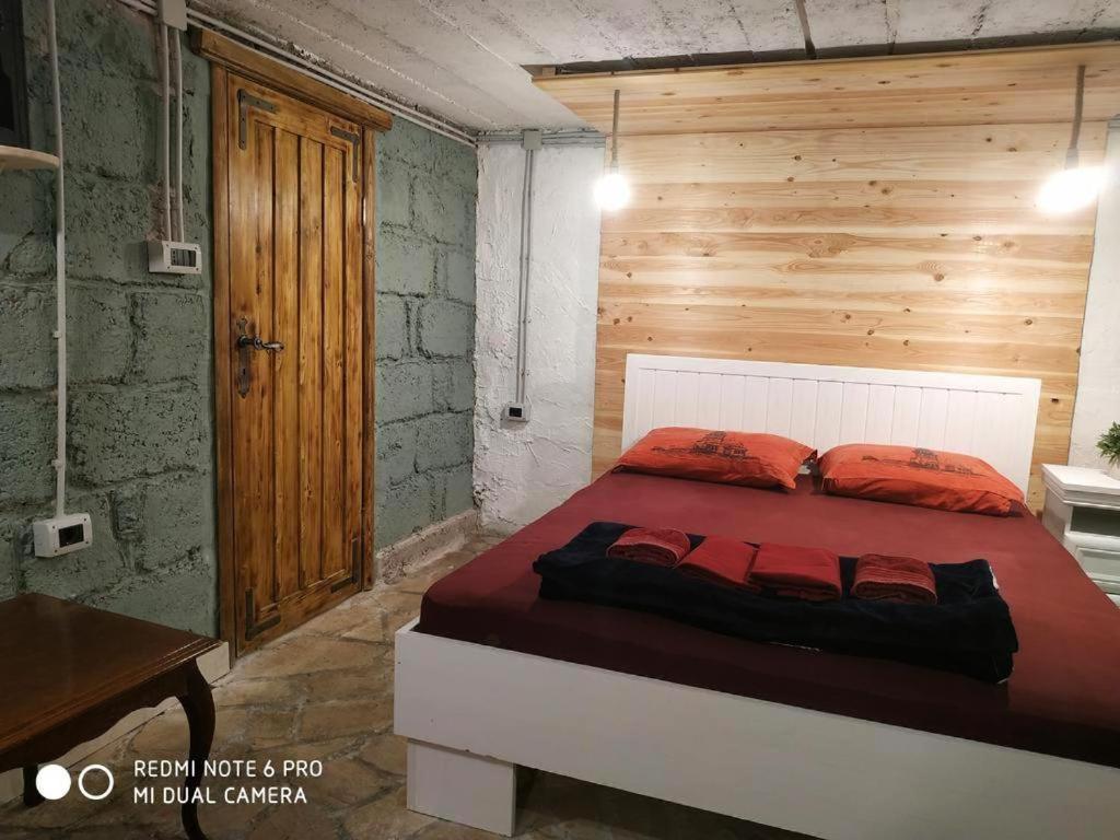 Old Town Rooms Podgorica Buitenkant foto