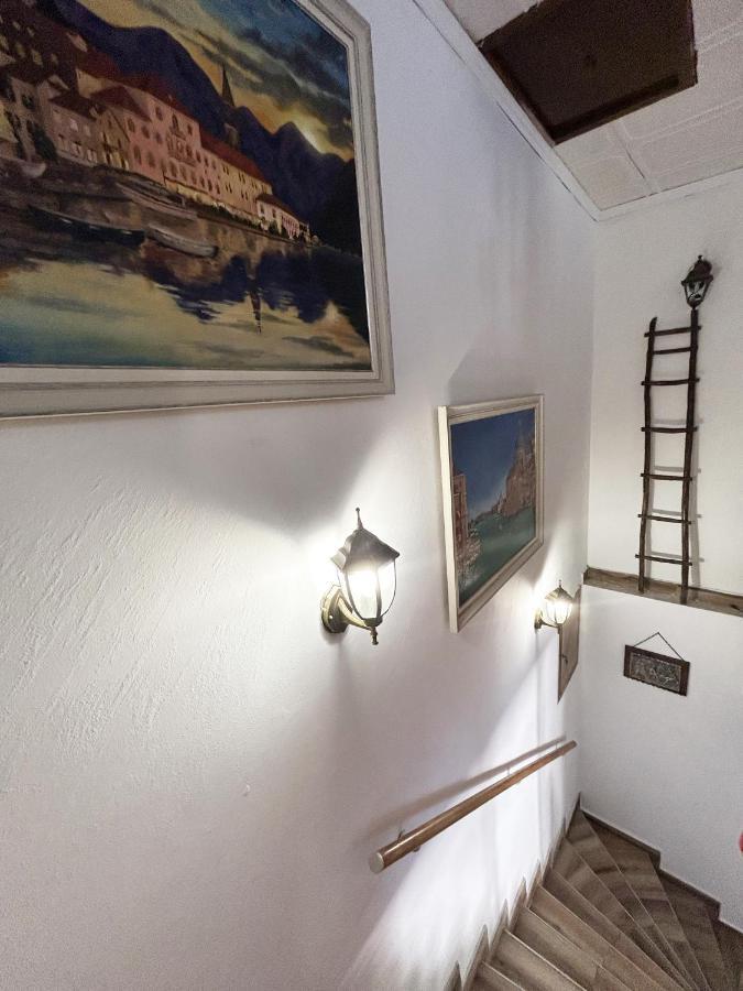 Old Town Rooms Podgorica Buitenkant foto